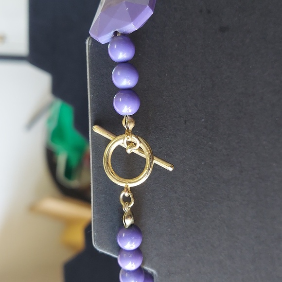 Fun purple beads - Picture 2 of 2
